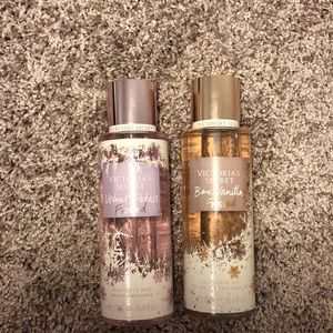2 VICTORIA SECRET BODY SPRAYS